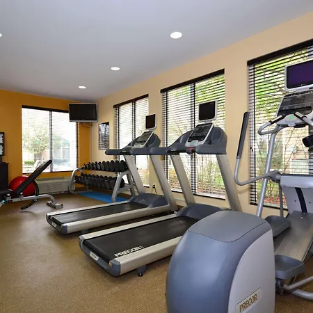 Hilton Garden Inn Tulsa Airport-3